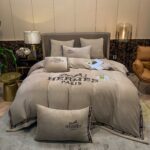 Brown Hermes Logo Milk Velvet Bedding Set