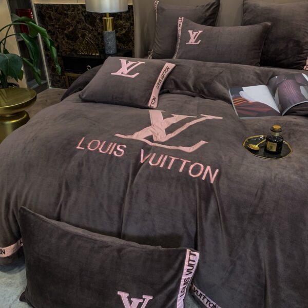 Black Purple Louis Vuitton LV Milk Velvet Bedding Set