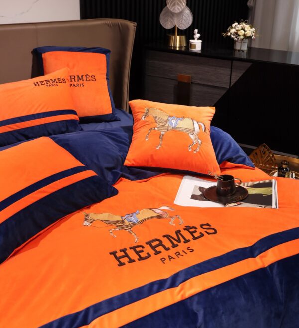 Navy Orange Hermes Horse Milk Velvet Bedding Set