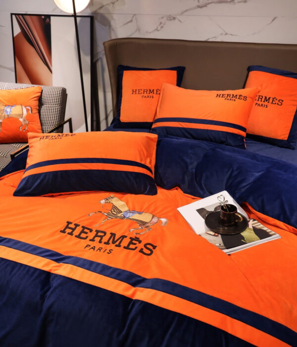 Navy Orange Hermes Horse Milk Velvet Bedding Set