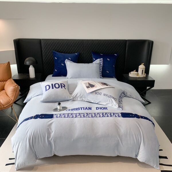 Simple Blue Christian Dior Design Milk Velvet Bedding Set