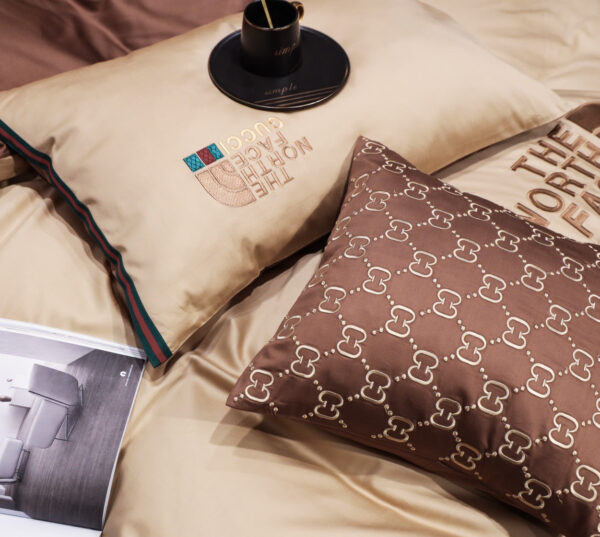 Gucci X The North Face Luxury Branded Design Bed Sheet Egyptian Cotton 4 Pieces Bedding Set