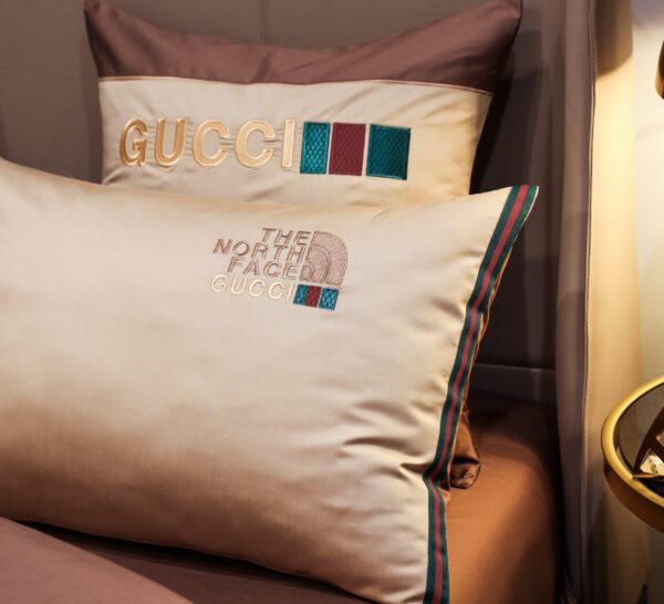 Gucci X The North Face Luxury Branded Design Bed Sheet Egyptian Cotton 4 Pieces Bedding Set