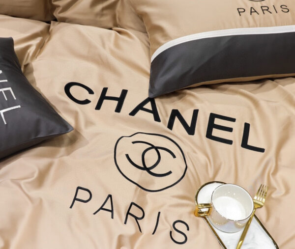 Chanel Classic Double C Design Luxury Egyptian Cotton Bed Sheet Branded Logo 4 Pieces Bedding Set