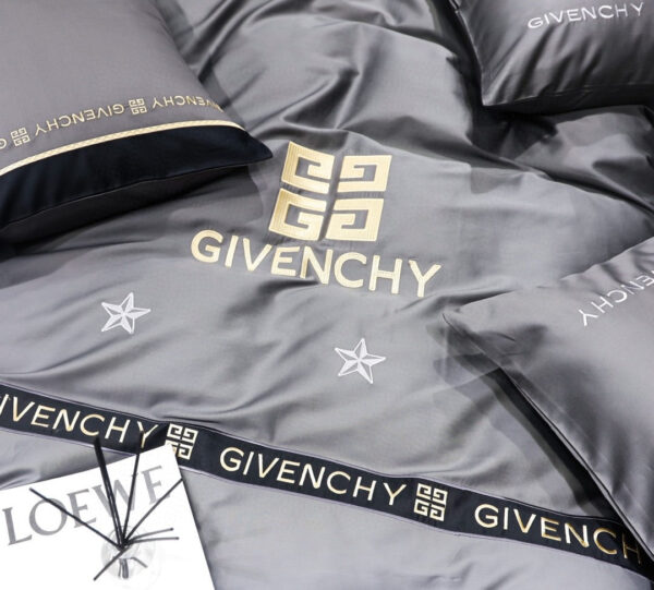 Givenchy Grey Design Bed Sheet Luxury Branded Logo Egyptian Cotton 4 Pieces Bedding Set