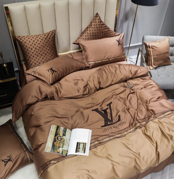 Louis Vuitton Luxury Branded Logo Brown Bed Sheet Egyptian Cotton 4 Pieces Bedding Set