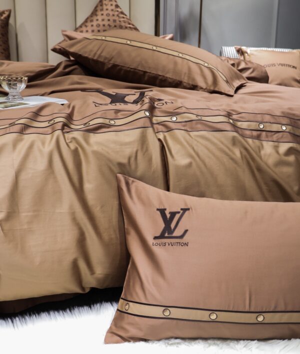 Louis Vuitton Luxury Branded Logo Brown Bed Sheet Egyptian Cotton 4 Pieces Bedding Set