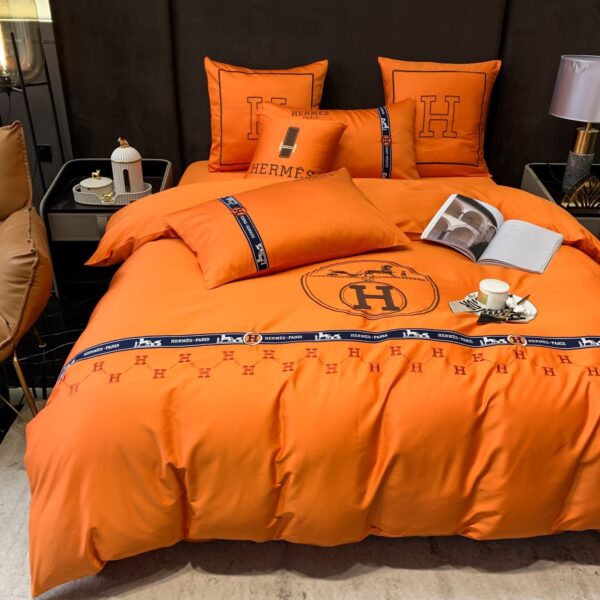 Classic Hermes Orange Bed Sheet Luxury Branded Logo Design Egyptian Cotton 4 Pieces Bedding Set