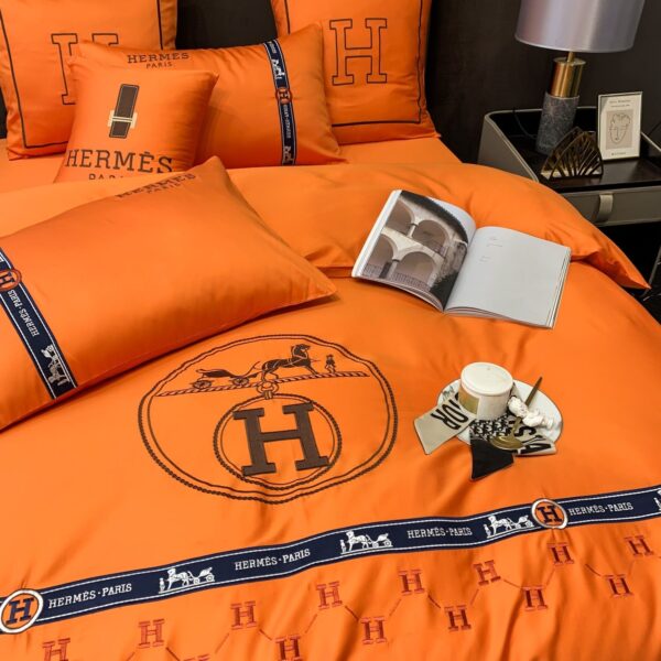 Classic Hermes Orange Bed Sheet Luxury Branded Logo Design Egyptian Cotton 4 Pieces Bedding Set