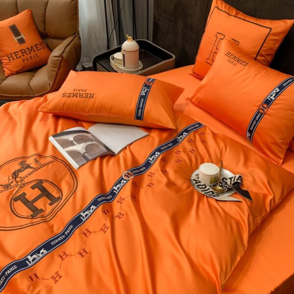 Classic Hermes Orange Bed Sheet Luxury Branded Logo Design Egyptian Cotton 4 Pieces Bedding Set