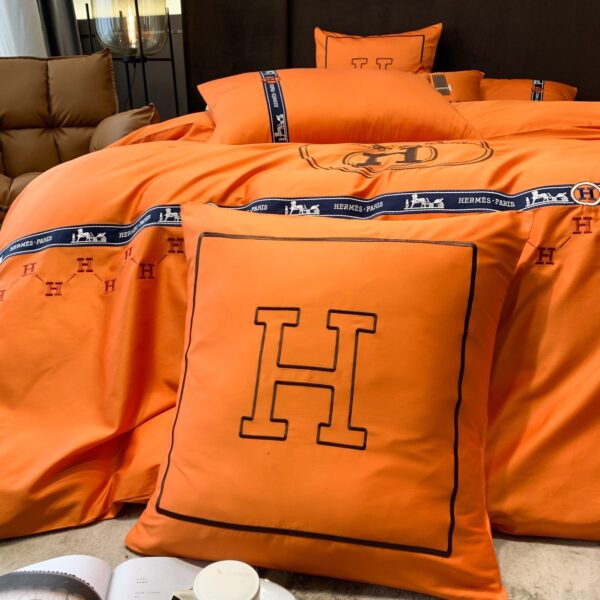 Classic Hermes Orange Bed Sheet Luxury Branded Logo Design Egyptian Cotton 4 Pieces Bedding Set