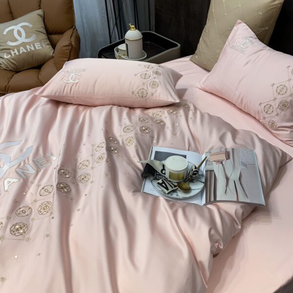 Chanel Logo Light Pink Design Bed Sheet Luxury Egyptian Cotton 4 Pieces Bedding Set