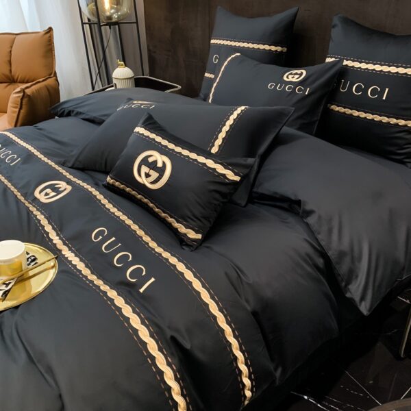 Classic Luxury Branded Logo Double G Gucci Bed Sheet Egyptian Cotton 4 Pieces Bedding Set