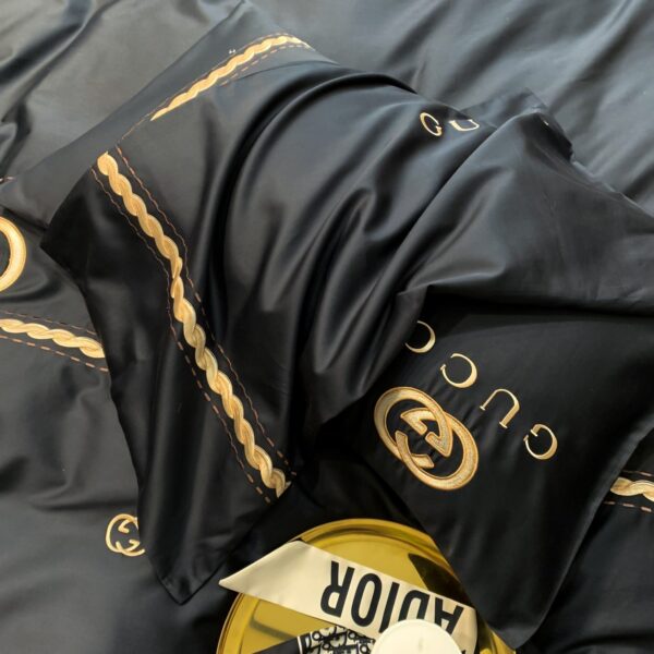 Classic Luxury Branded Logo Double G Gucci Bed Sheet Egyptian Cotton 4 Pieces Bedding Set