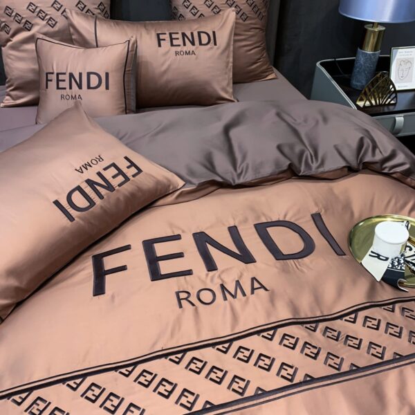 Fendi Roma Luxury Branded Logo Design Egyptian Cotton Bed Sheet 4 Pieces Bedding Set