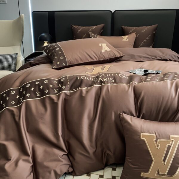 Louis Vuitton Monogram Luxury Branded Logo Bed Sheet Egyptian Cotton 4 Pieces Bedding Set