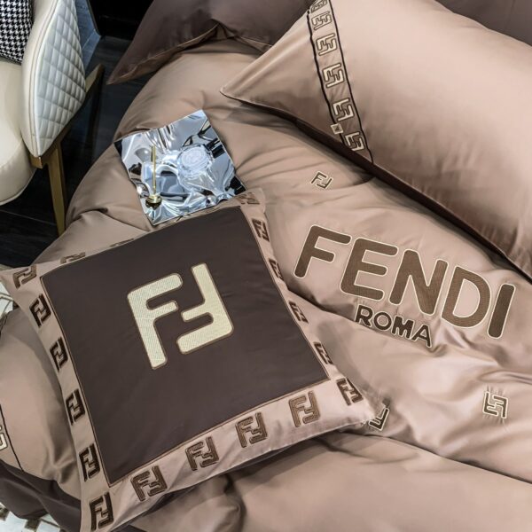 Fendi Roma Luxury Egyptian Cotton Bed Sheet Branded Logo Design 4 Pieces Bedding Set