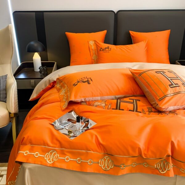 Classic Hermes Orange Luxury Branded Logo Design Bed Sheet Egyptian Cotton 4 Pieces Bedding Set