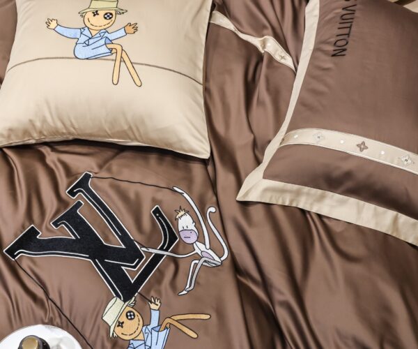 Brown Louis Vuitton LV Egyptian Cotton Bedding Set