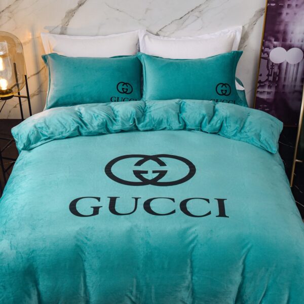 Tiffany Blue Plain Colour Gucci Luxury Branded Logo Design Crystal Velvet Bedding Set