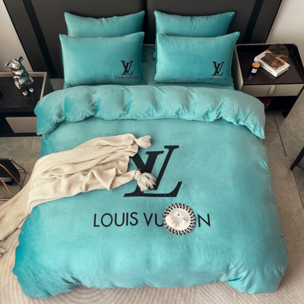 Tiffany Blue Design Plain Louis Vuitton LV Luxury Branded Logo Bed Sheet Crystal Velvet Bedding Set